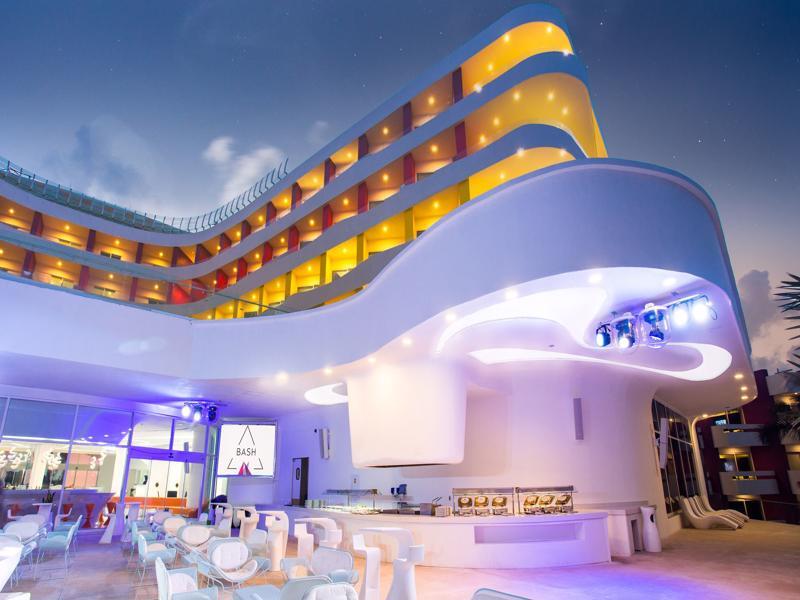 Temptation At The Tower Cancun Resort (Adults Only) Zewnętrze zdjęcie